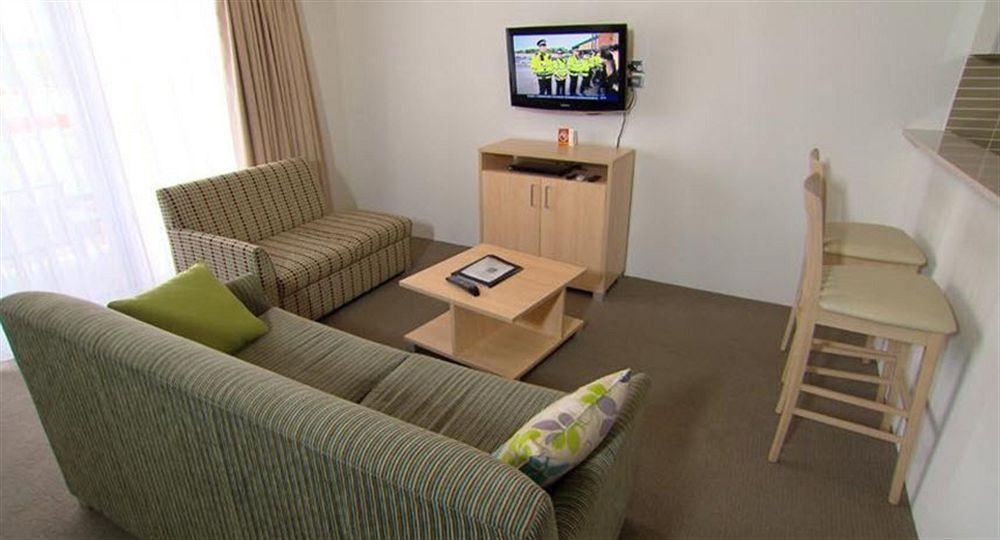 Quality Suites Pioneer Sands Wollongong Ngoại thất bức ảnh