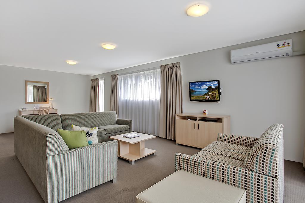 Quality Suites Pioneer Sands Wollongong Ngoại thất bức ảnh