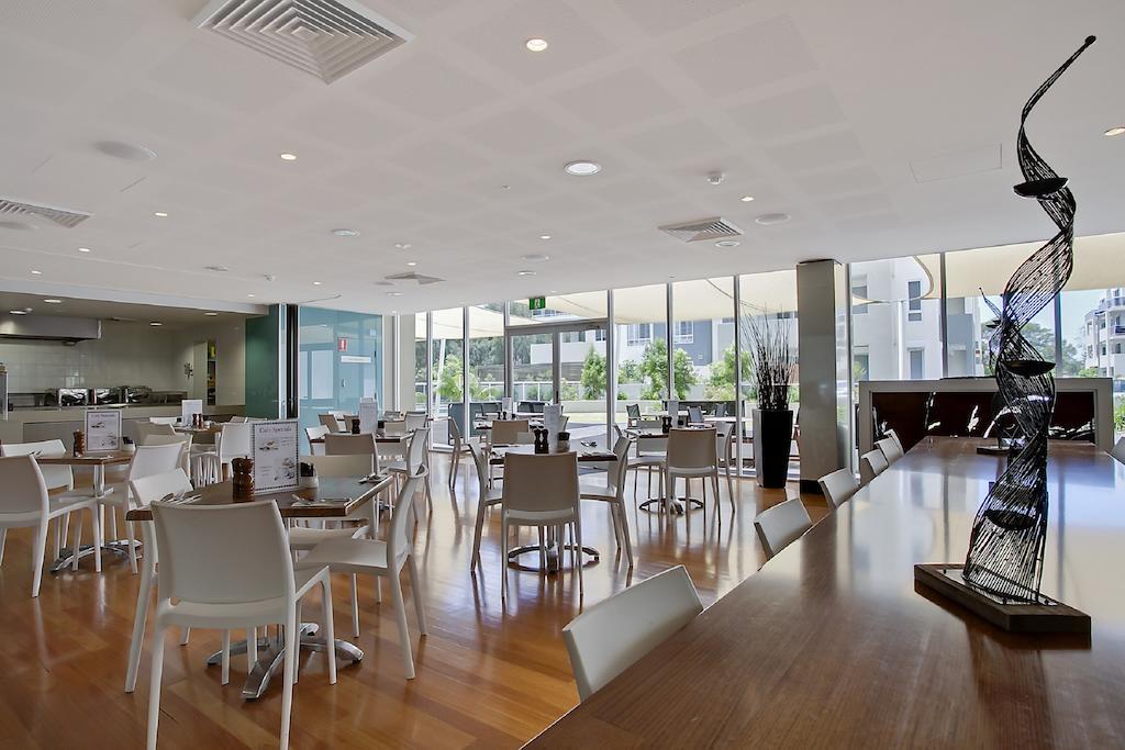 Quality Suites Pioneer Sands Wollongong Ngoại thất bức ảnh