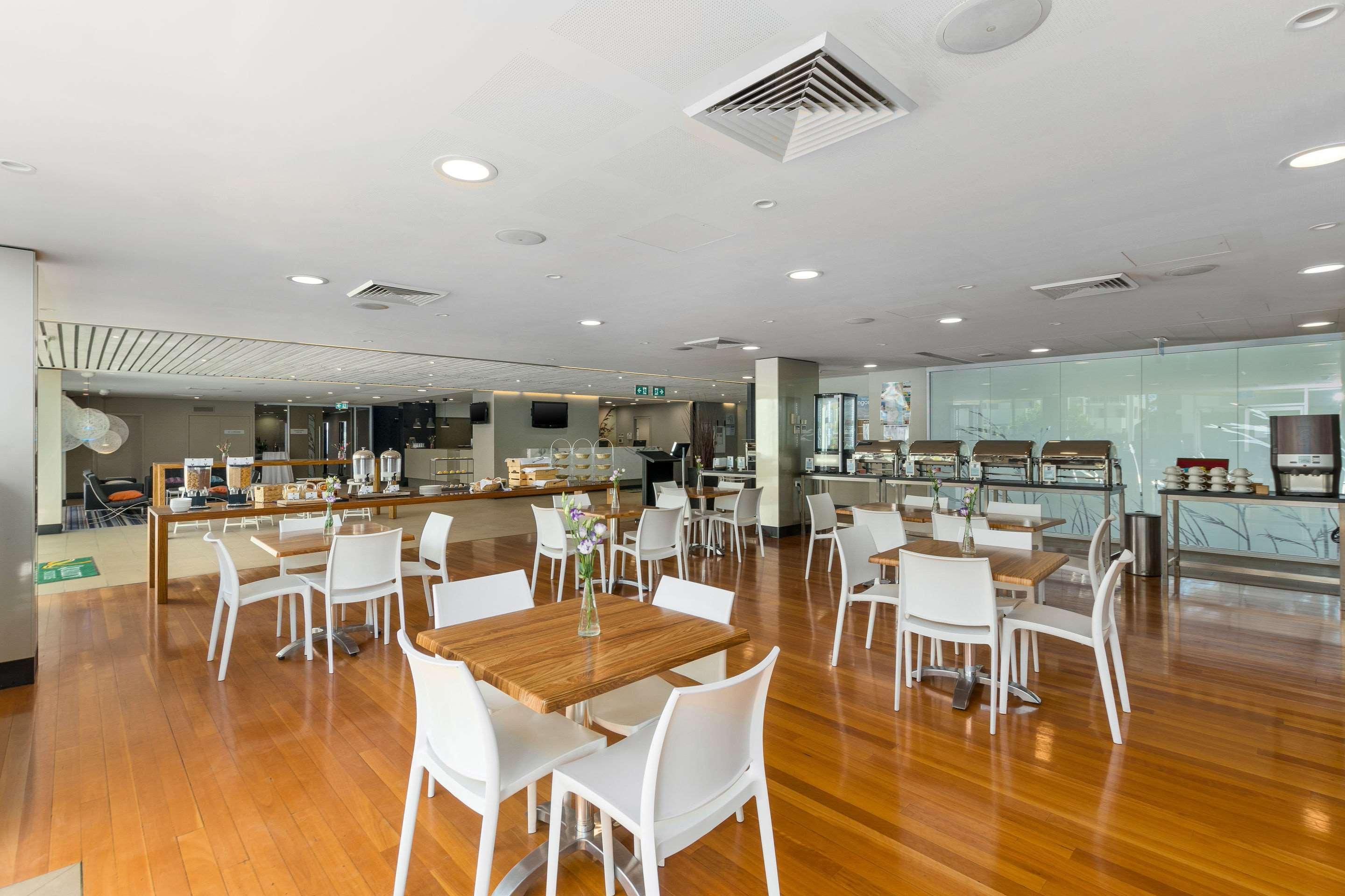 Quality Suites Pioneer Sands Wollongong Ngoại thất bức ảnh