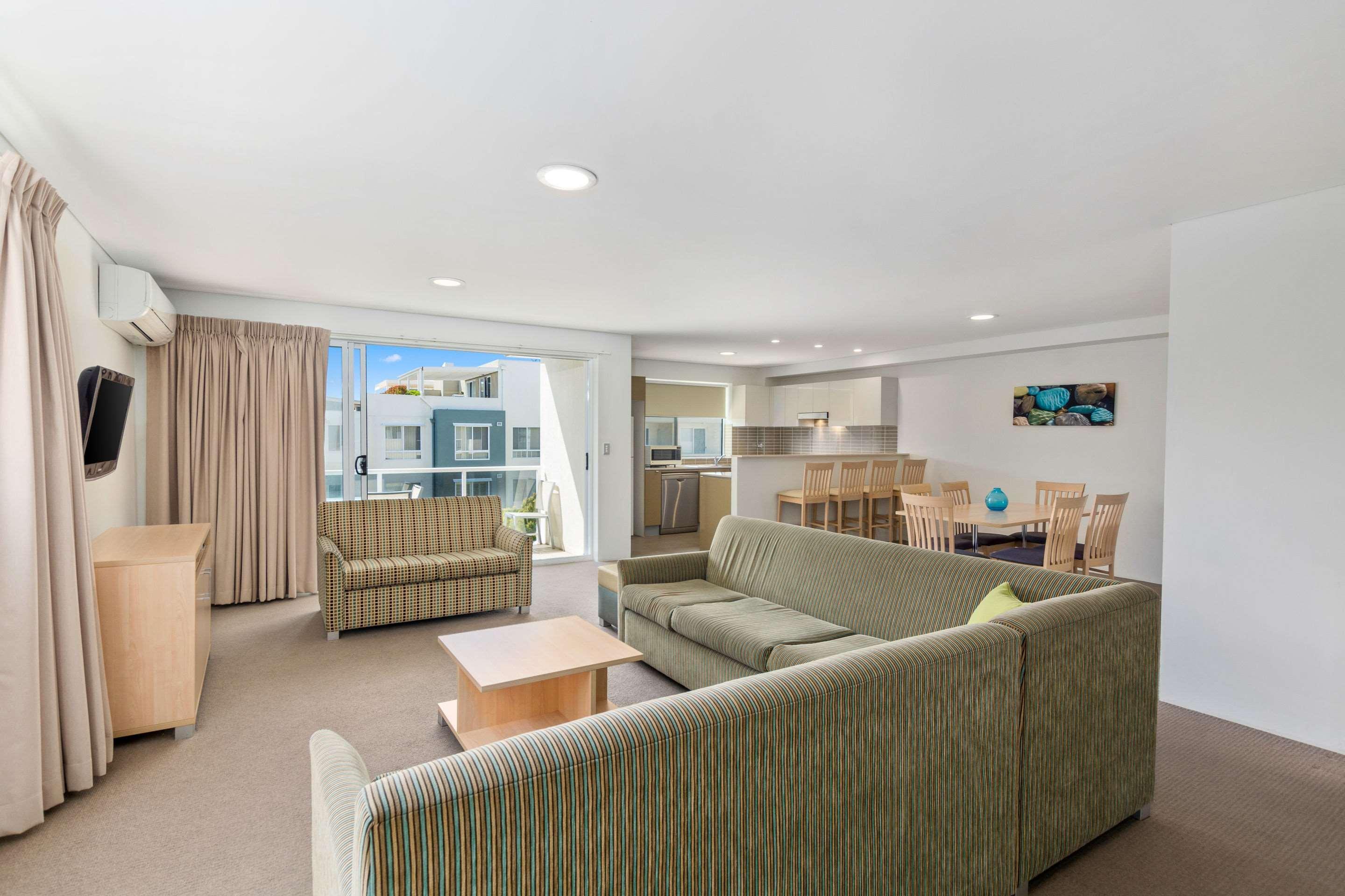 Quality Suites Pioneer Sands Wollongong Ngoại thất bức ảnh