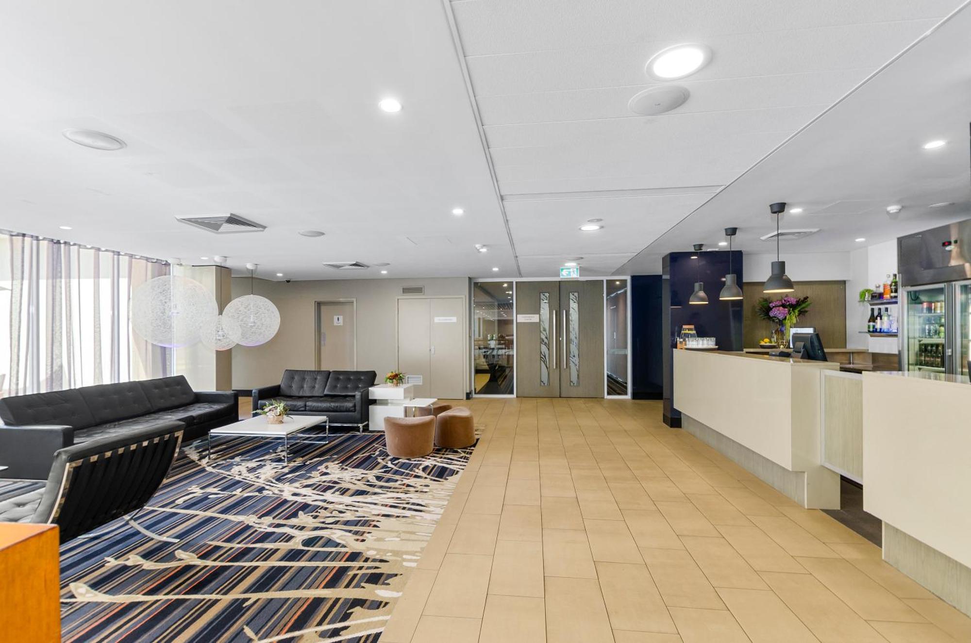 Quality Suites Pioneer Sands Wollongong Ngoại thất bức ảnh