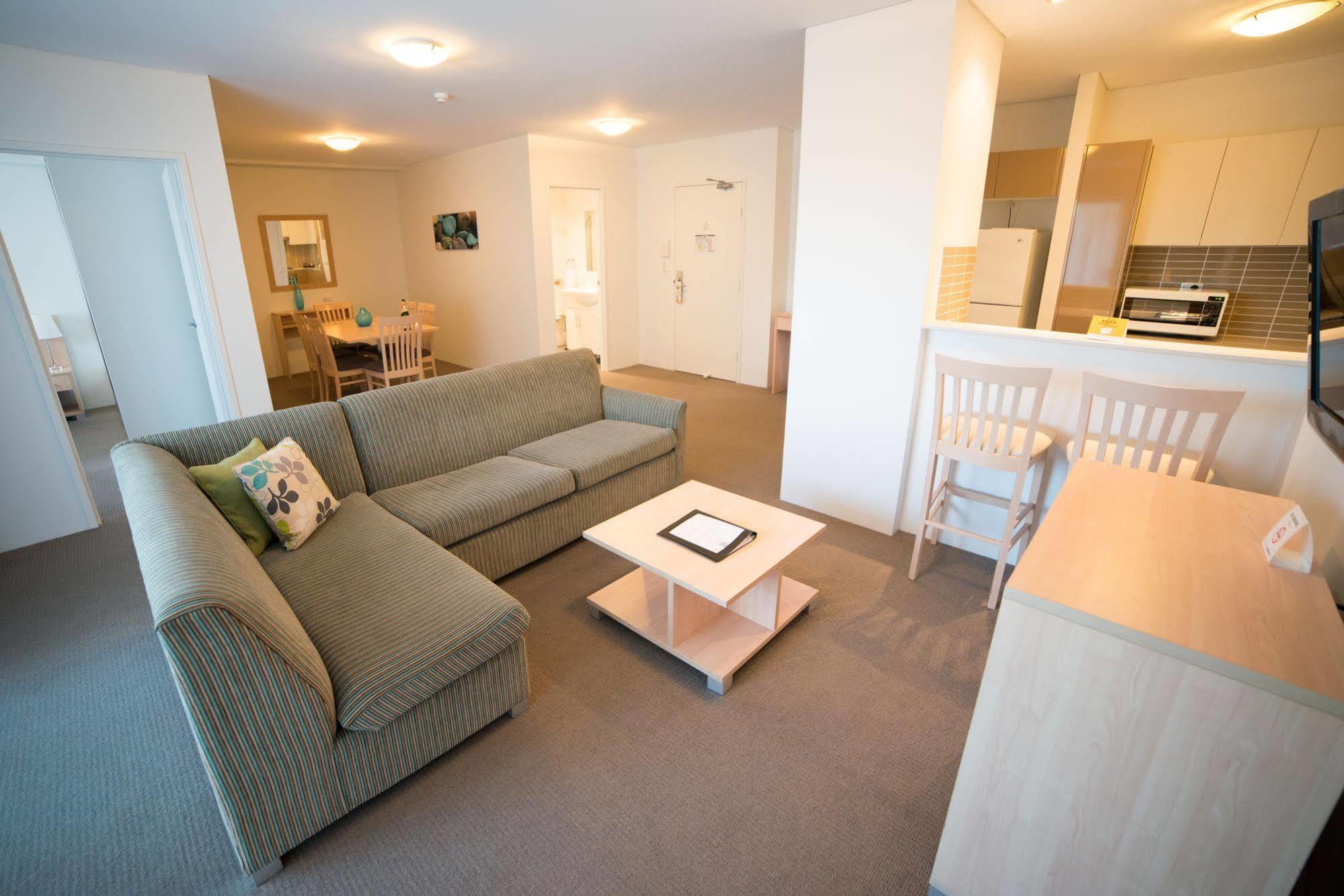 Quality Suites Pioneer Sands Wollongong Ngoại thất bức ảnh